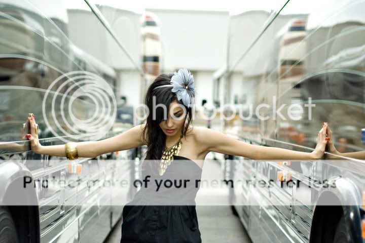 IMAGE: http://i814.photobucket.com/albums/zz64/nateuhlphoto/kyra.jpg