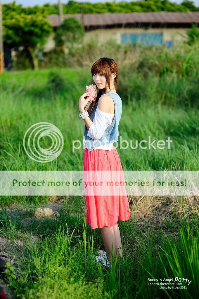 http://i814.photobucket.com/albums/zz68/littlealiao/20110605/DSC_7188.jpg